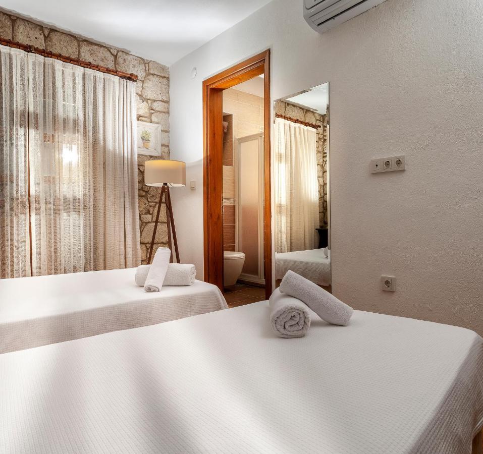 Flores Hotel アラカティ エクステリア 写真